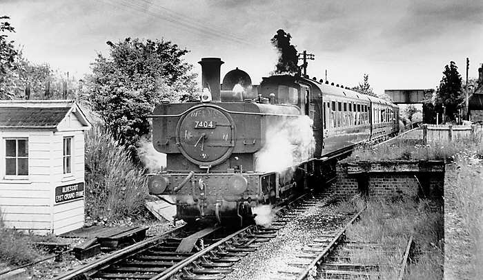 7404 at Alvescot in 1962