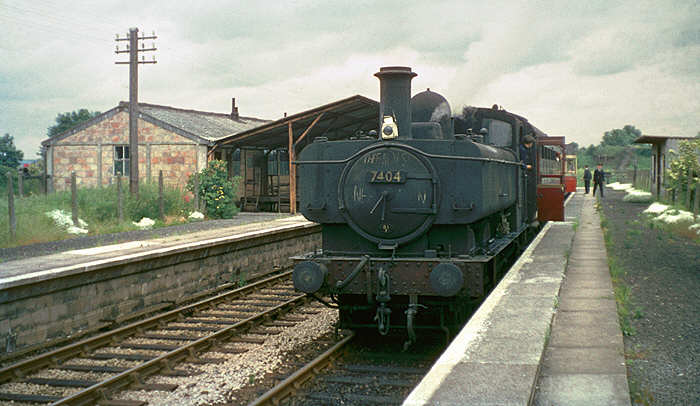 7404 at Carterton 11 June 1962