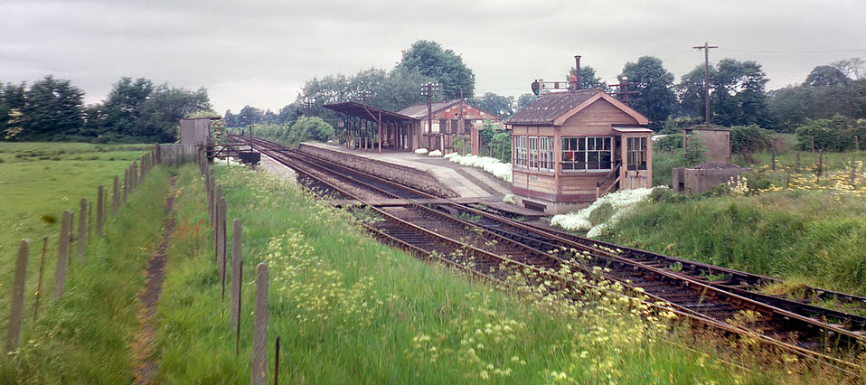 Carterton Station in 1962