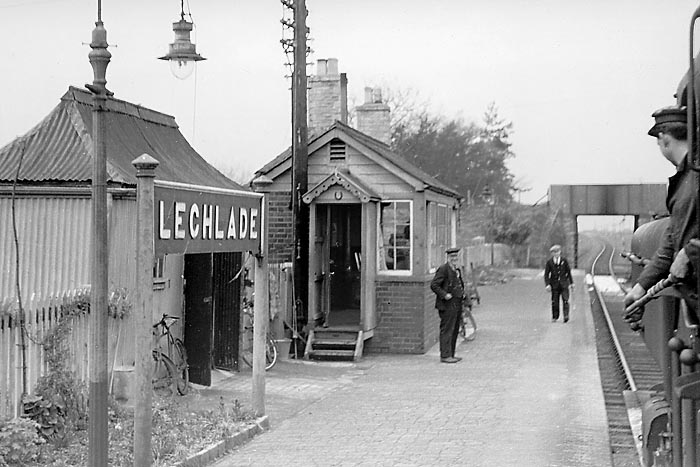 Lechlade Station 17 April 1959